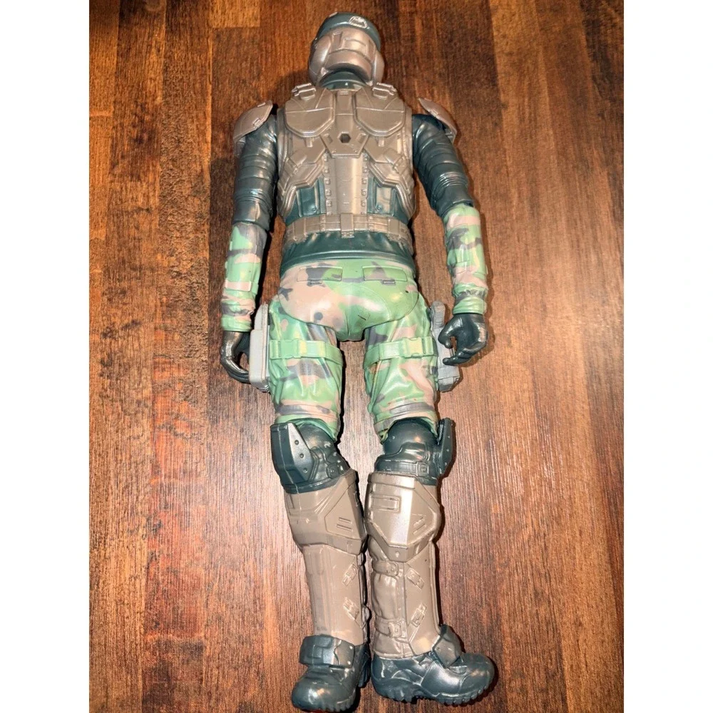 Halo Spartan 12‎ Inch Action Figure Camouflage Armor Gold Visor